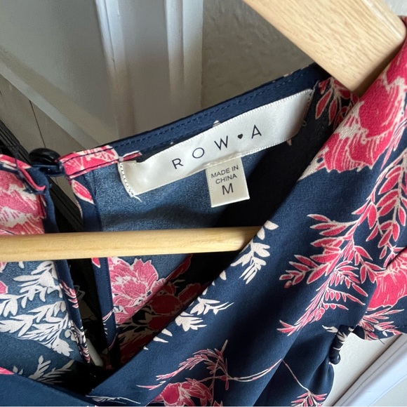 NWT Nordstrom Rowa floral midi lined dress 
Size medium navy blue,red and white - Picture 10 of 11